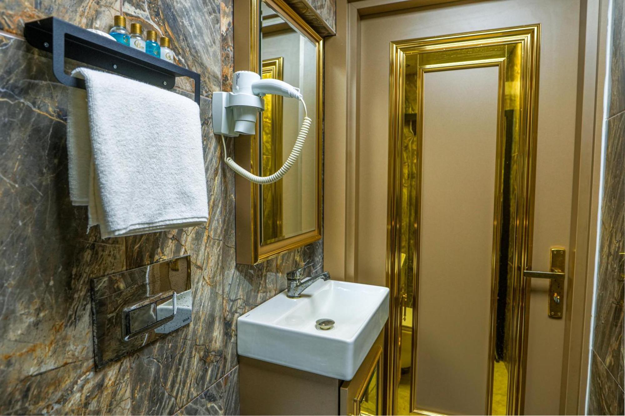 Moonlight Suit Hotel Taksim Isztambul Kültér fotó